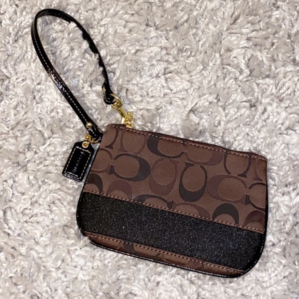 Coach wristlet